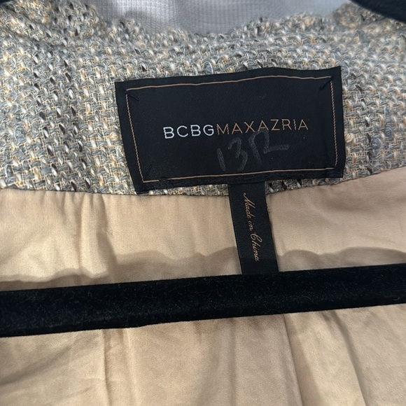 BCBG MAXAZRIA TWEED/WOOL RUFFLE COLLAR BLAZER (M) - Picture 4 of 8